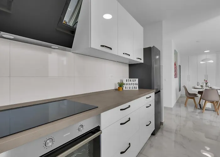 Lejlighed Luxurious And Bright With Sea And Mountain View Makarska