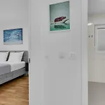 Luxurious And Bright With Sea And Mountain View Apartman Makarska