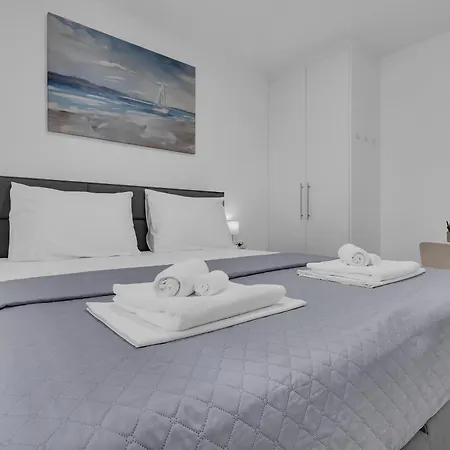 Lägenhet Luxurious And Bright With Sea And Mountain View