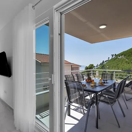 Luxurious And Bright With Sea And Mountain View